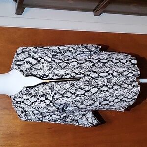 Nwot Calvin Klien Snake Print Soft Strecty Zipper Front Faux Pockets Size Large
